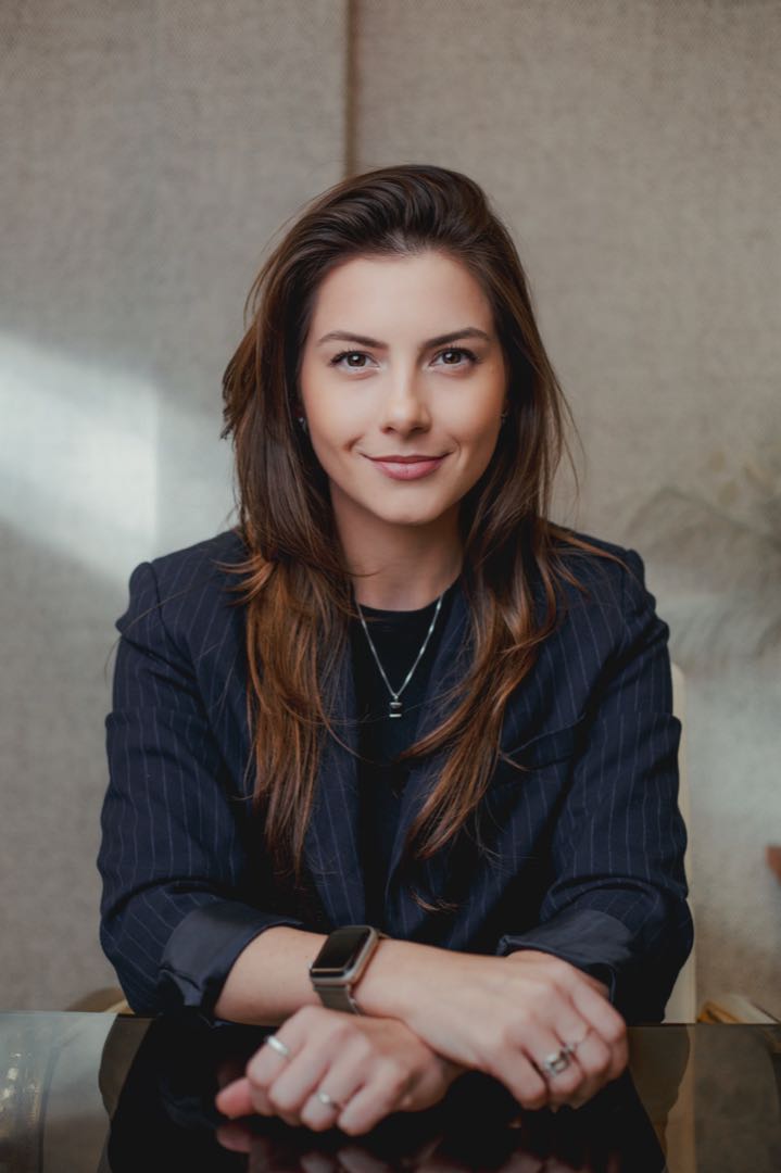 Dra. Carla Salvi